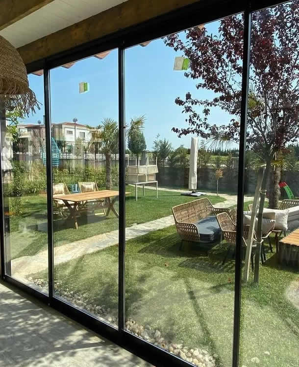 cam balkon modelleri